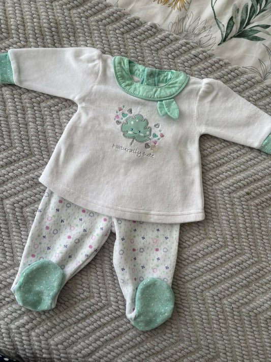 Conjunto Pillin blanco diseño hojas 0 meses