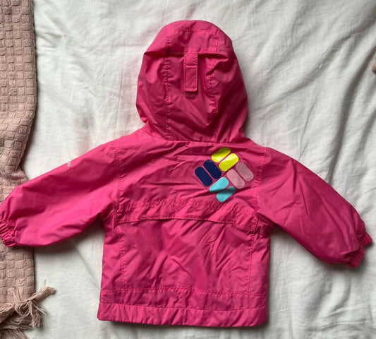 columbia detras